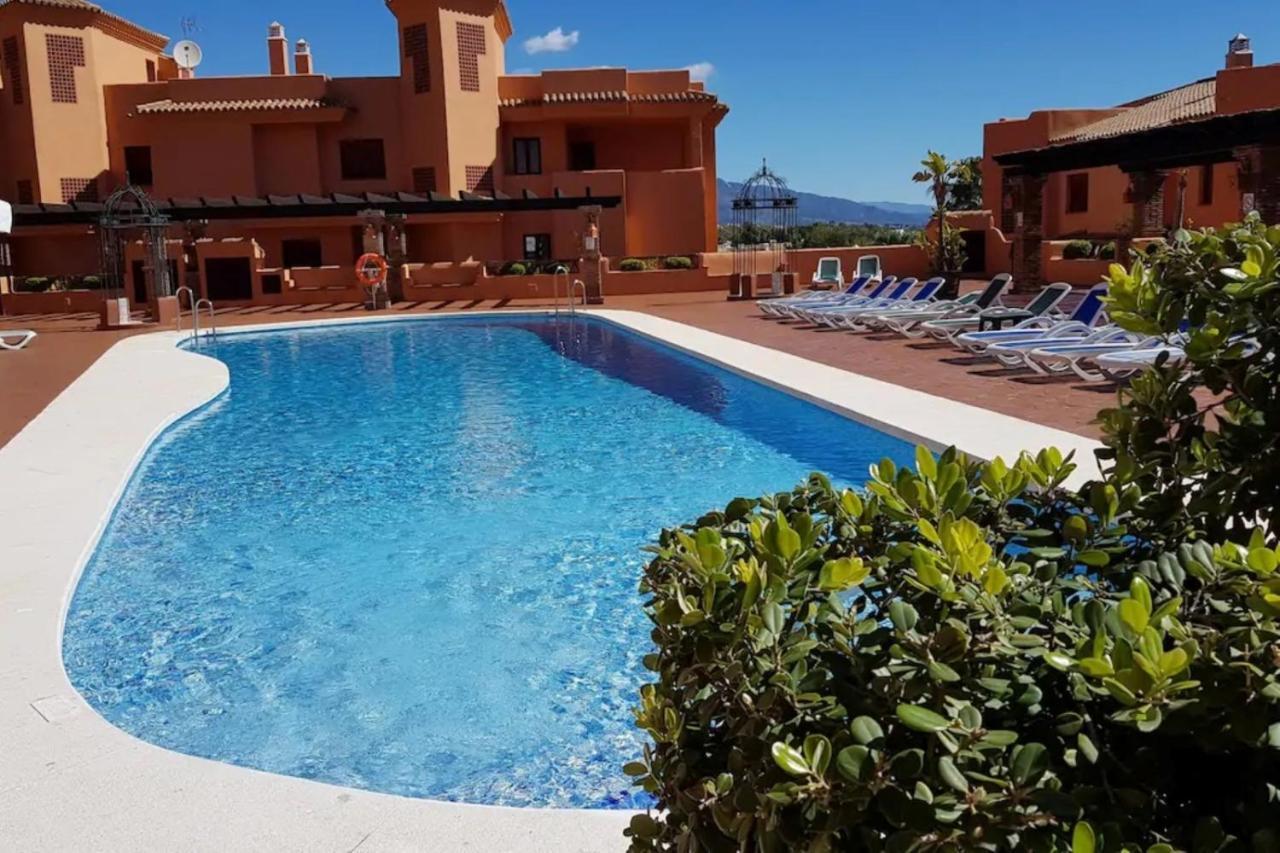 Elegant 2Br Apartment Puerto Banus Marbella Just 12 Minutes Away By G00Giemaps Estepona Ngoại thất bức ảnh