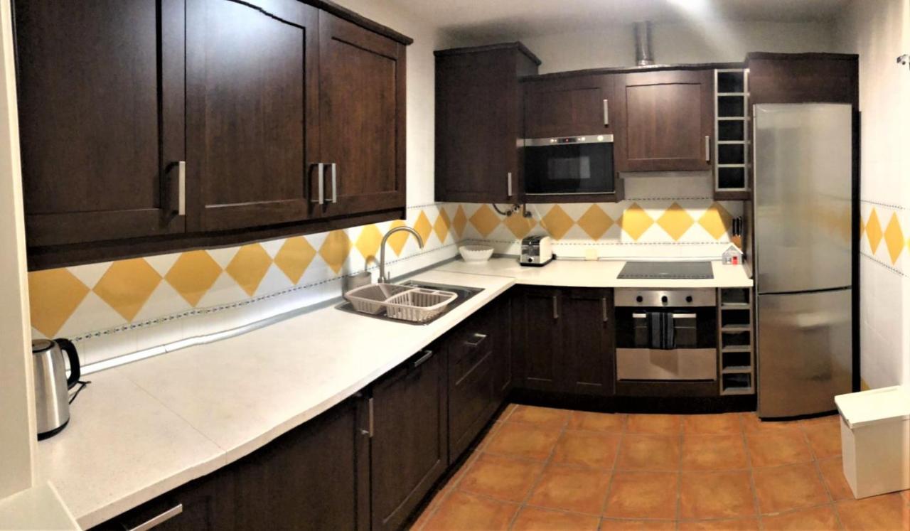 Elegant 2Br Apartment Puerto Banus Marbella Just 12 Minutes Away By G00Giemaps Estepona Ngoại thất bức ảnh