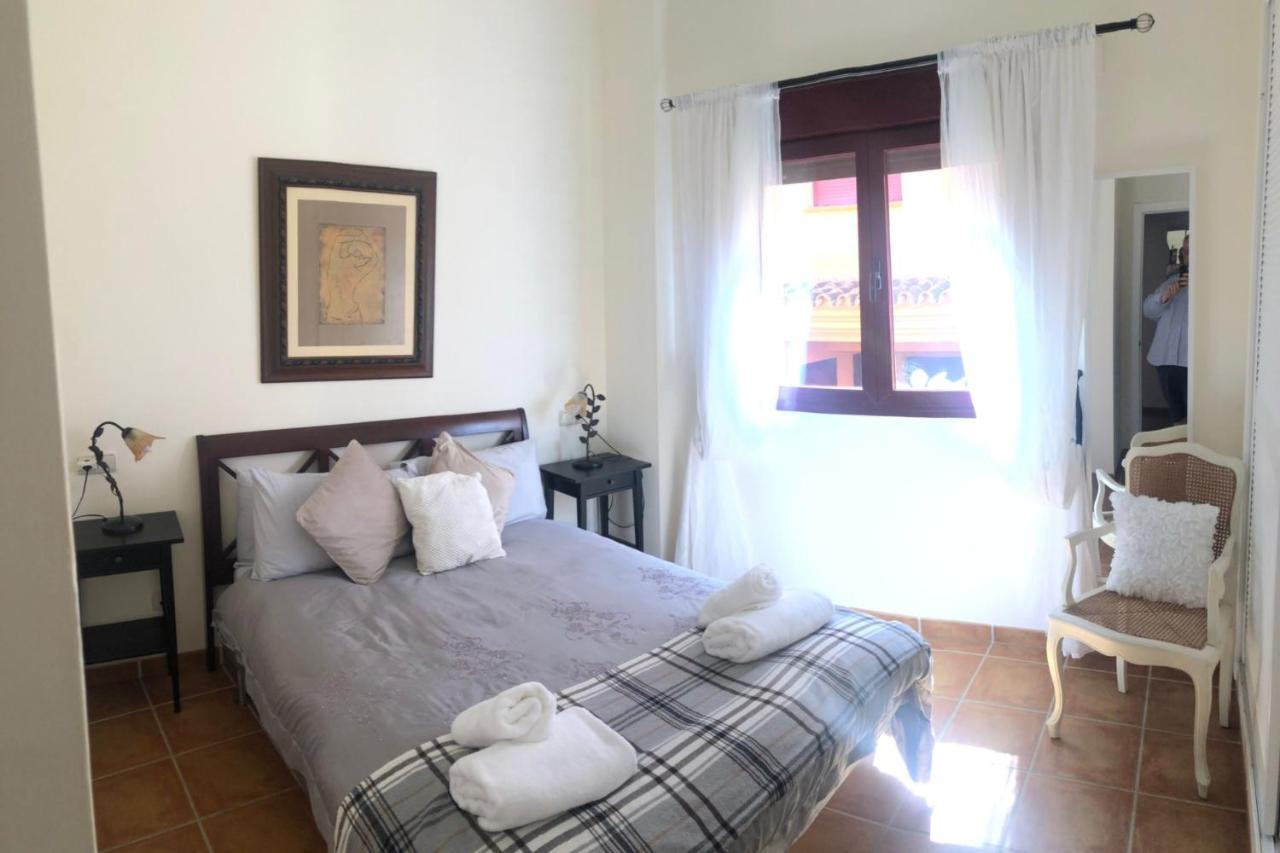 Elegant 2Br Apartment Puerto Banus Marbella Just 12 Minutes Away By G00Giemaps Estepona Ngoại thất bức ảnh