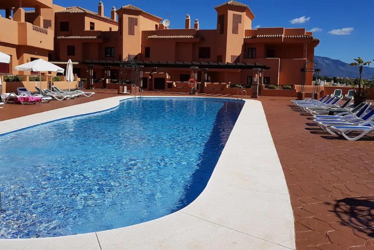 Elegant 2Br Apartment Puerto Banus Marbella Just 12 Minutes Away By G00Giemaps Estepona Ngoại thất bức ảnh