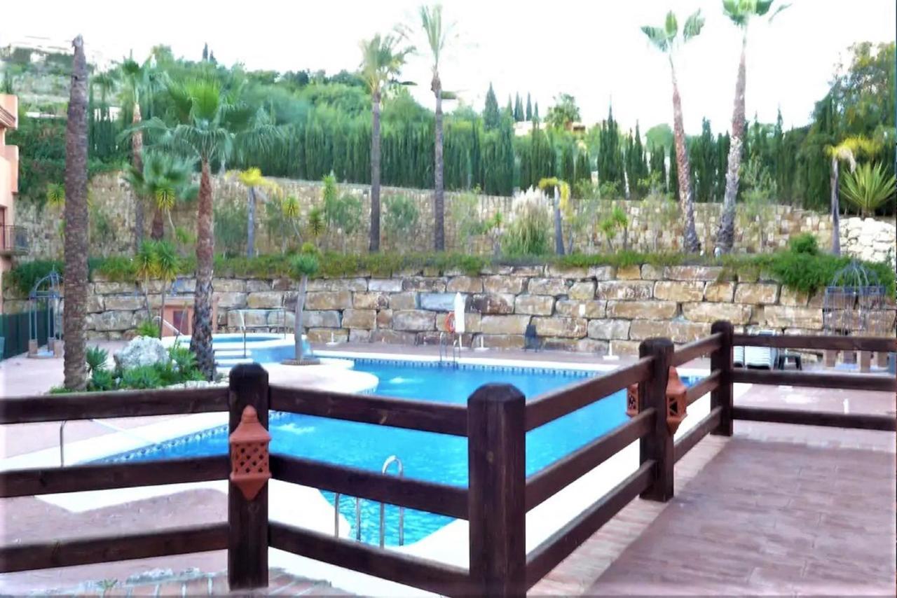 Elegant 2Br Apartment Puerto Banus Marbella Just 12 Minutes Away By G00Giemaps Estepona Ngoại thất bức ảnh