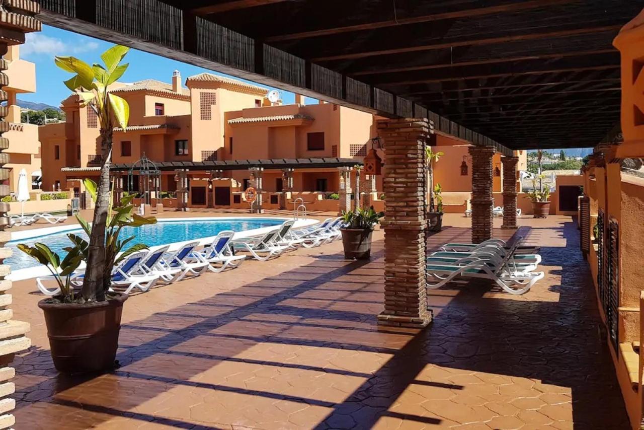 Elegant 2Br Apartment Puerto Banus Marbella Just 12 Minutes Away By G00Giemaps Estepona Ngoại thất bức ảnh